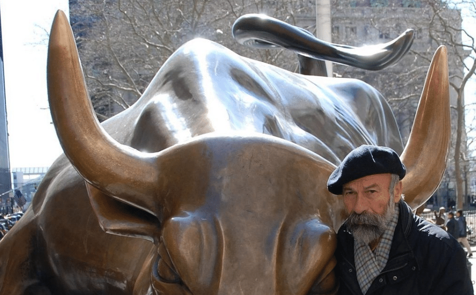 Артуро Ди Модика, уметникот кој ја создаде скулптурата на бикот на Волстрит